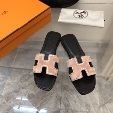 Hermes Slippers